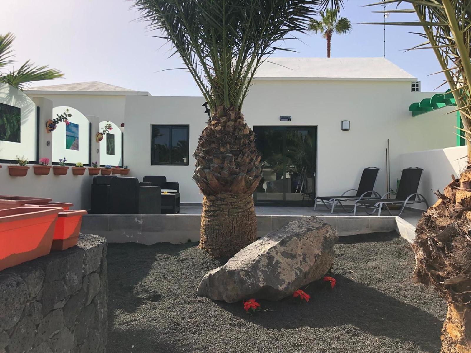 Luxury Villa Sea Front Costa Teguise Exterior photo