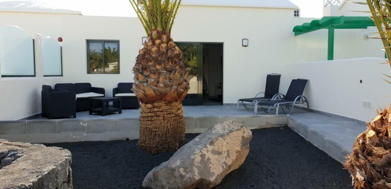 Luxury Villa Sea Front Costa Teguise Exterior photo